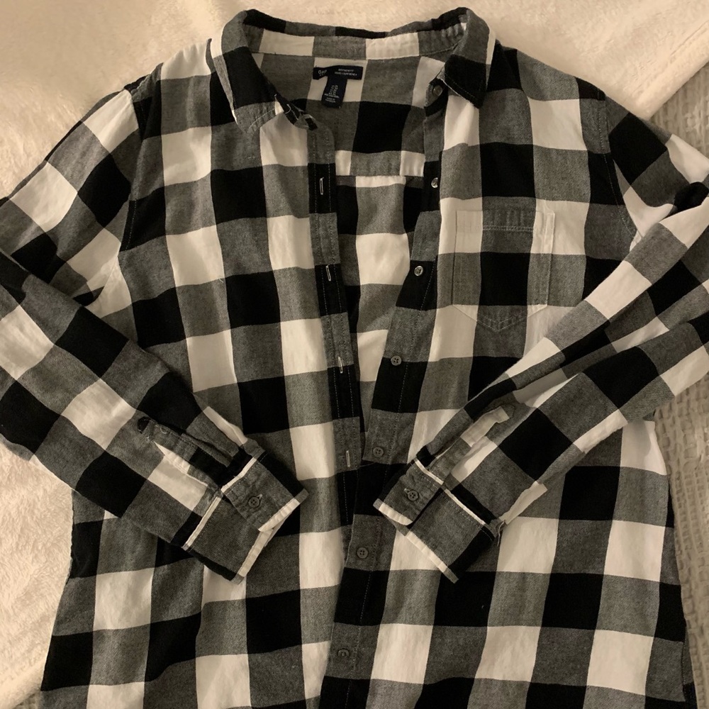 Black and White Gap Flannel
